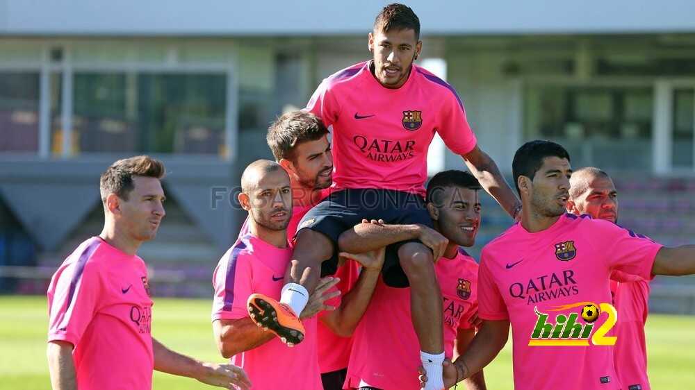 صورة : جمهور برشلونة يفضل بوسكيتس المتراجع على ماسكيرانو المقاتل في الكلاسيكو ..!