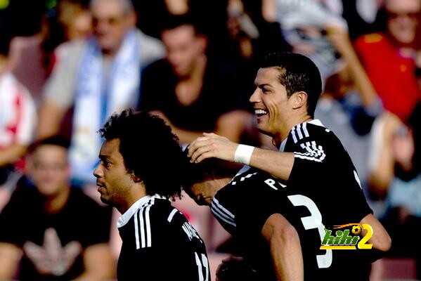 صور : ريال مدريد ينهي الشوط الأول متقدما بهدفي كريستيانو وجيمس