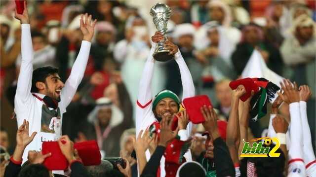 التاريخ يصب أمام الامارات عن عمان