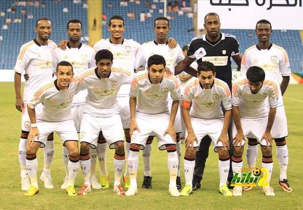 الشباب في اجازة لمدة 5 أيام