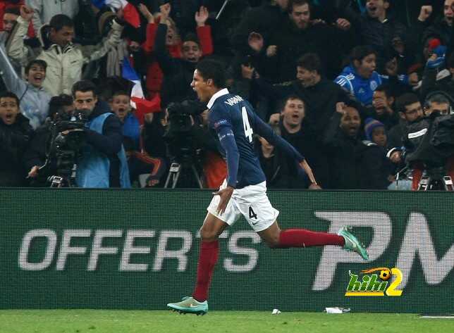 صورة : جوارديولا يريد فاران .. واللاعب يريد دقائق أكثر ..!