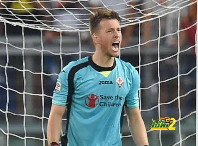 حارس فيورنتينا في طريقة ليوفنتوس