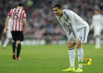 الماركا : ريال مدريد يهتز وقد يفقد الصدارة اذا فاز برشلونة