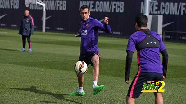 صورة : بوسكيتس يتدرب مع برشلونة ولكن بدون تصريح طبي