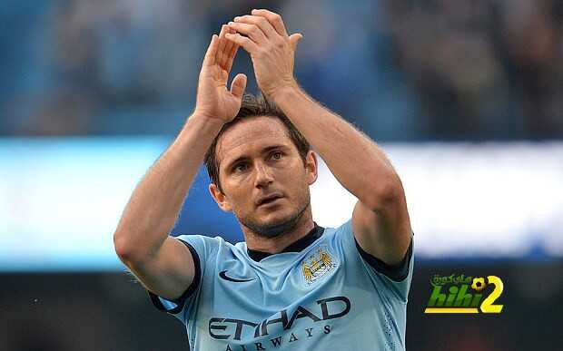 صورة : مانشستر سيتي يحتفل بيوم ميلاد لامبارد