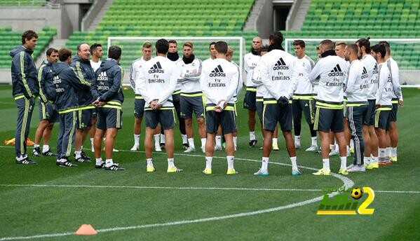 صورة : وزير الرياضة في إستراليا يرحب بريال مدريد