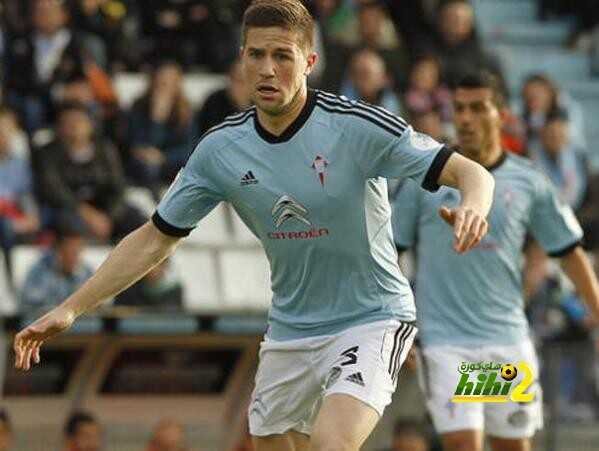 صورة : لاعب برشلونة السابق يمدد عقده مع سيلتا حتى 2019