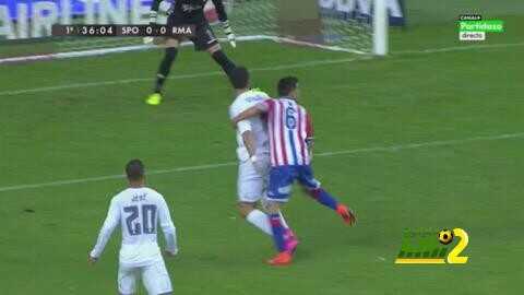 الحكم يحرم ريال مدريد من ركلة جزاء واضحة