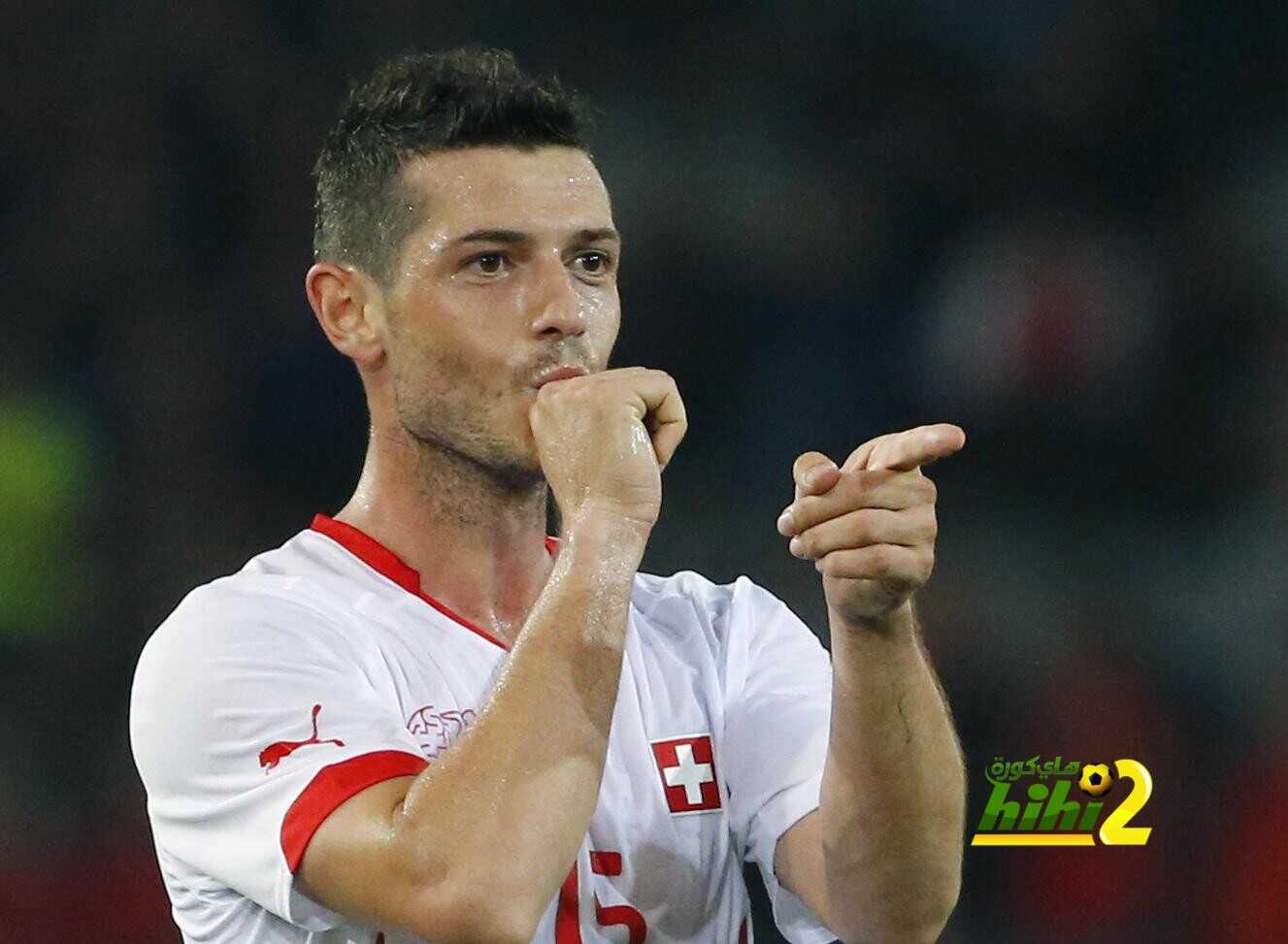 جنوى يتقدم على ميلان بالهدف الاول