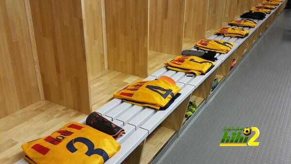غرفة ملابس لاعبي برشلونة قبل لقاء الليلة