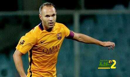 صورة : انيستا يتابع مباراة برشلونة وباتي بوريسوف