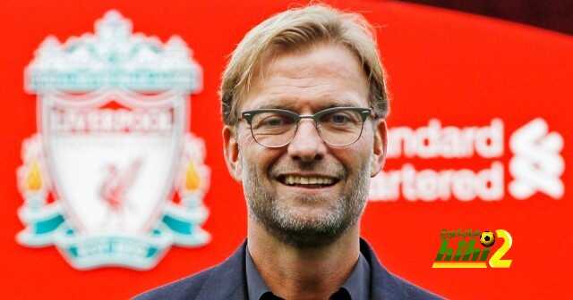 مدافع بروسيا مونشنجلادباخ قريباً من الانتقال إلى ليفربول