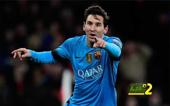ليو ميسي يدافع عن واين روني قبل يورو 2016