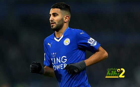 قطبا إسبانيا يفكران في التعاقد مع محرز
