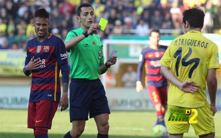 الكشف عن حكم لقاء برشلونة والديبور والريال وبيتيس