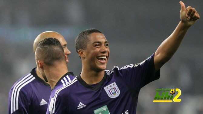 ميلان يفكر في ضم لاعب اندرلخت