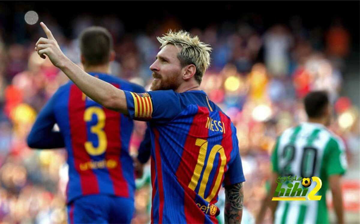 صورة : ميسي في طريقه للحاق بتدريبات برشلونة