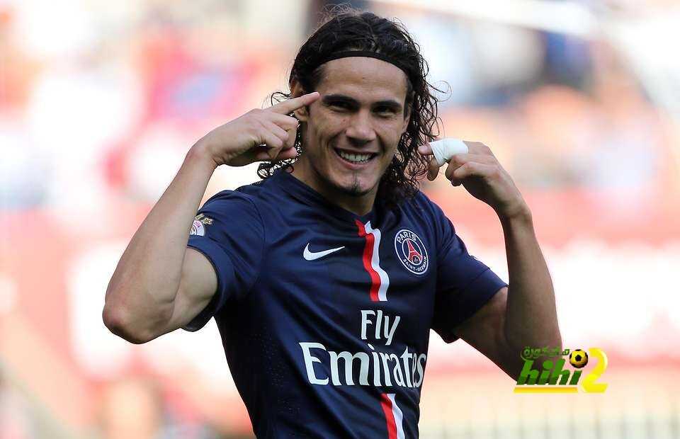 كافاني يتفوق قبل مواجهة سواريز