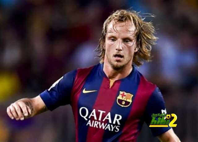 برشلونة يقترب من تجديد عقد لاعبه