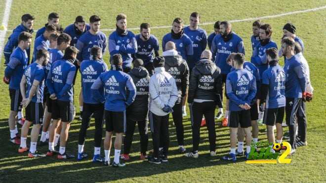 ريال مدريد يواصل الاستعدادات لمواجهة ايبار وكريستيانو يتدرب منفردا
