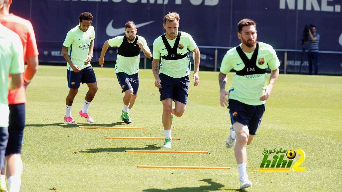 صور من استعدادات برشلونة لنهائي الكأس في حضور فيدال