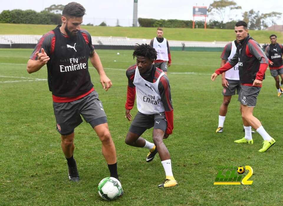 جيرو مطلوب في بوروسيا دورتموند