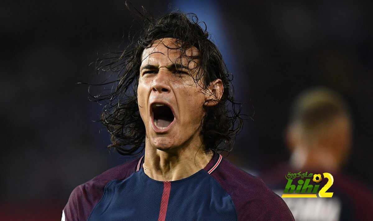 🔴 كافاني يُعادل رقم كرستيانو رونالدو وفان نيسلتروي
