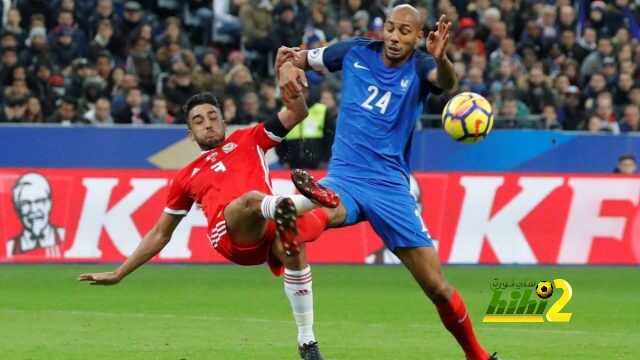صراع ثلاثي على ضم لاعب وسط إشبيلية