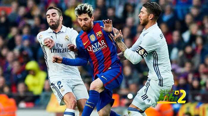 أسطورة فالنسيا يتوقع فوز برشلونة بالكلاسيكو
