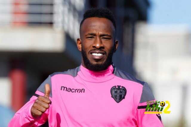 صور : ليفانتي يستعد لريال مدريد في حضور المولد