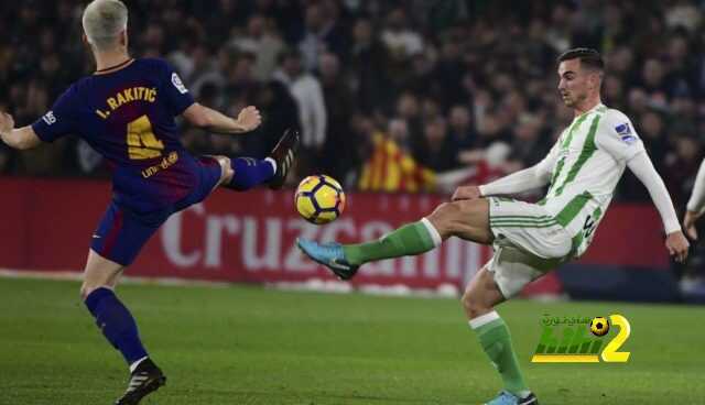 لاعب بيتيس على رادار برشلونة