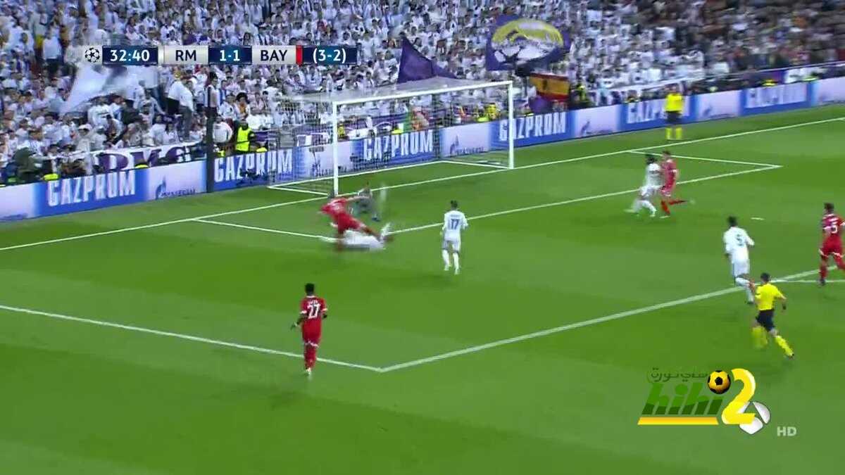 فرصتين متتاليتين لبايرن ونافاس يتصدى