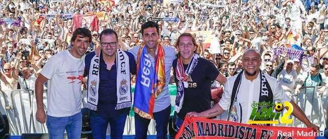 لاعبو الريال القدامي يؤازرون الفريق أمام ليفربول