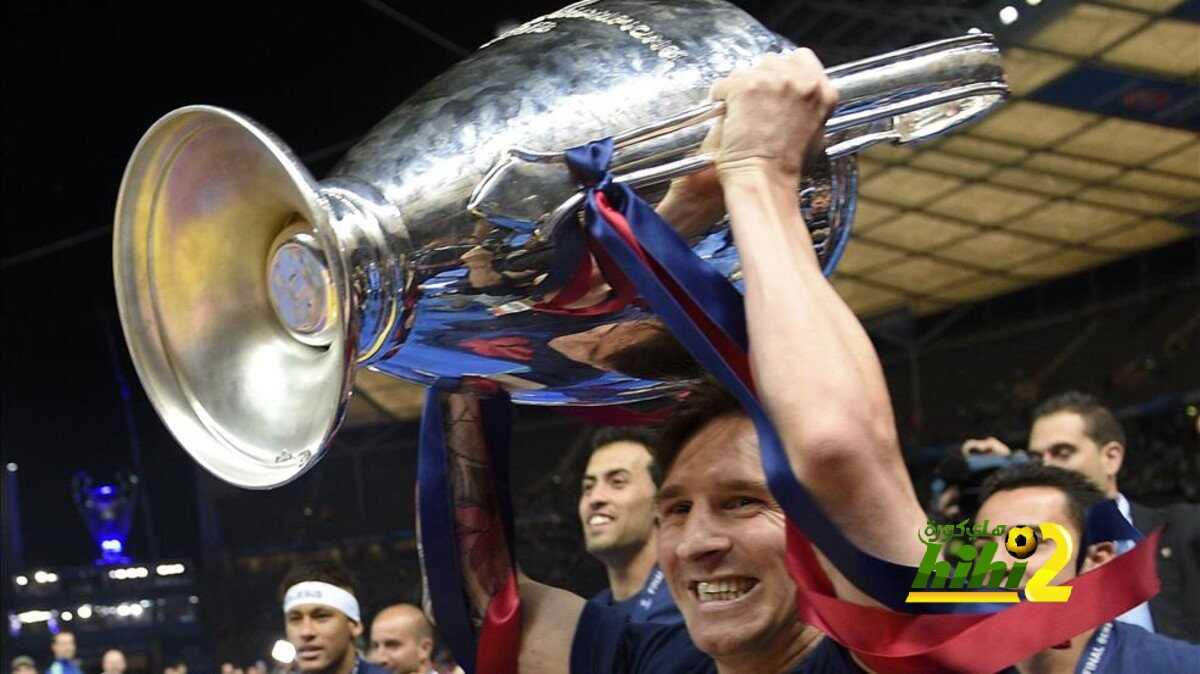 مشجعو برشلونة يطالبون بدوري الأبطال