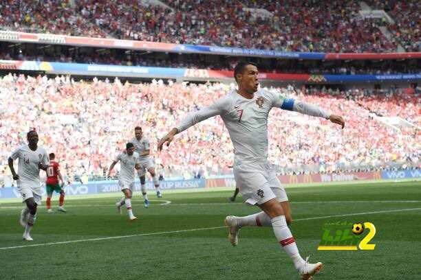 جاري لينكر ” رونالدو لاعب لا يعرف الرحمة “