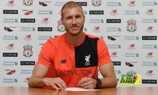 ليفربول يعلن رحيل لاعبه المخضرم إلى الكالتشيو