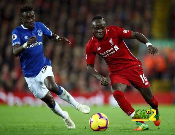 لاعب إيفرتون على رادار باريس سان جيرمان.!