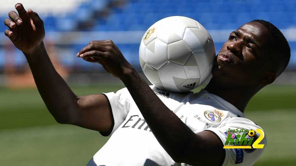 ثقة غرفة ملابس ريال مدريد في فينسوس جونيور
