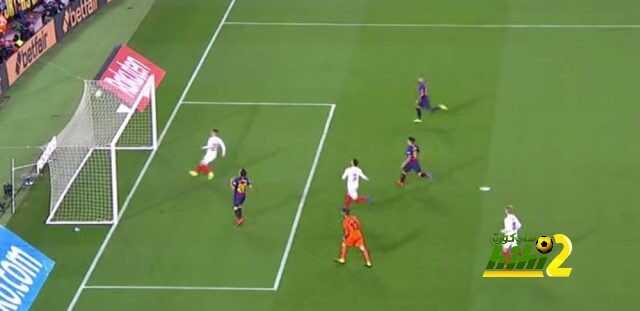 روبيرتو يضيع على برشلونة فرصة حسم التأهل