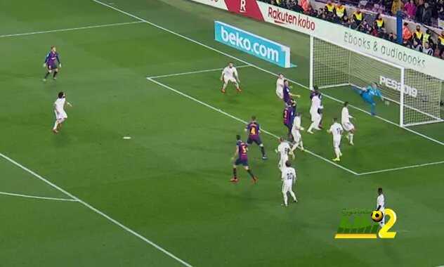 العارضة تحرم برشلونة من التعادل