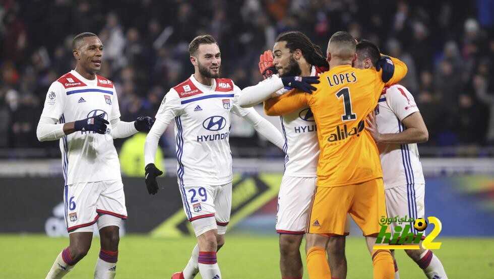 ليون يتألق قبل مواجهة برشلونة