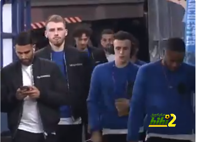 🔴لاعبو مانشستر سيتي يصلون الي ملعب اللقاء