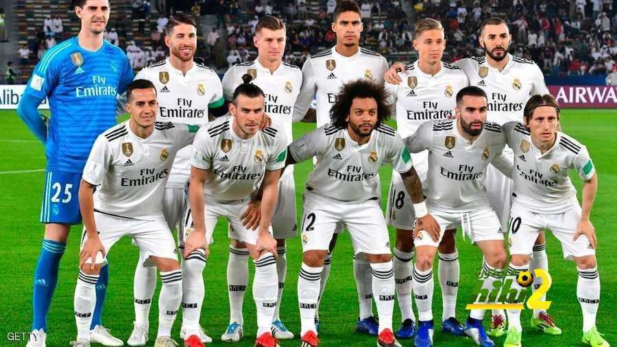 تقارير: ريال مدريد يفكر في التعاقد مع الثنائي دي بيك وندومبيلي