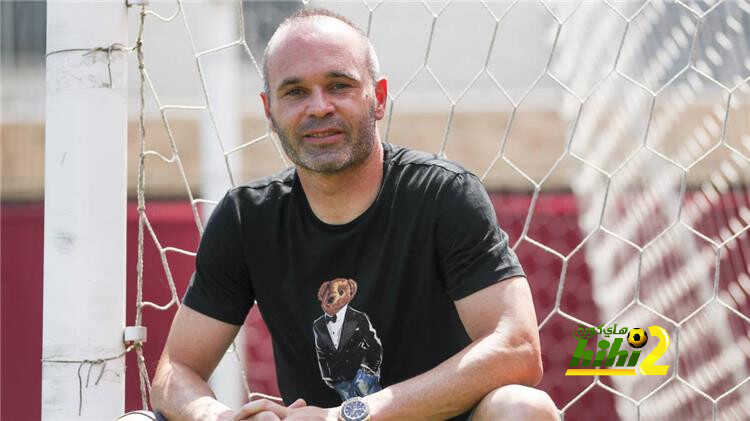 إنييستا يشيد بصفقة ريال مدريد الجديدة
