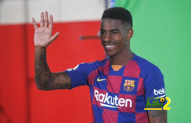 برشلونة يعتذر لبيتيس بسبب تغريدة جونيور