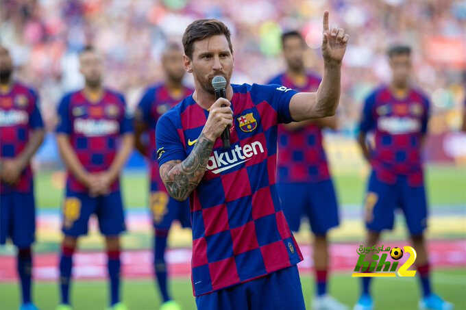 ميسي يتصدر تشكيلة برشلونة الأساسية لمباراة فياريال