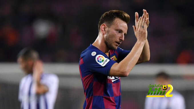 راكيتيتش يقترب من الرحيل عن برشلونة