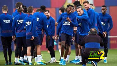 برشلونة يبدأ استعدادته لمباراة سلافيا براج