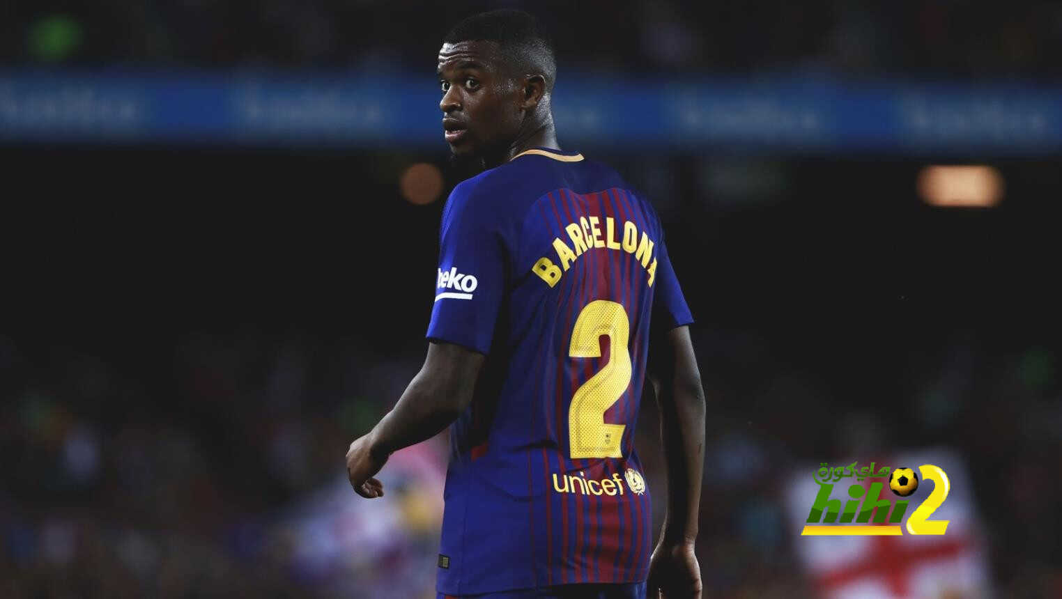مورينيو يطالب توتنهام بضم لاعب برشلونة