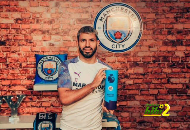 أجويرو يتوج بجائزة لاعب الشهر بالبريميرليج
